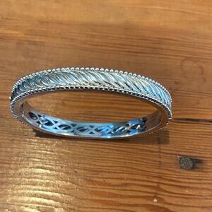 Elegant 925 Sterling Silver Judith Ripka Women's Bangle